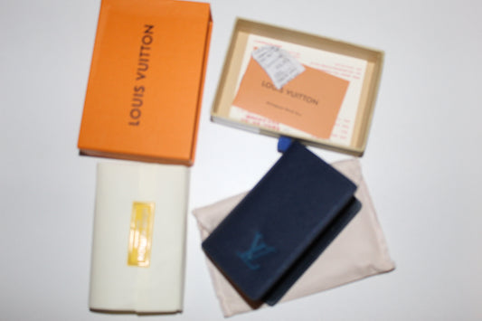 Louis Vuitton Grained Calfskin Aerogram Pocket Organizer in Atlantic Blue
