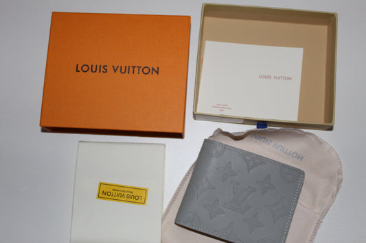 Louis Vuitton Multiple Wallet in Monogram Shadow calfskin leather, color Anthracite