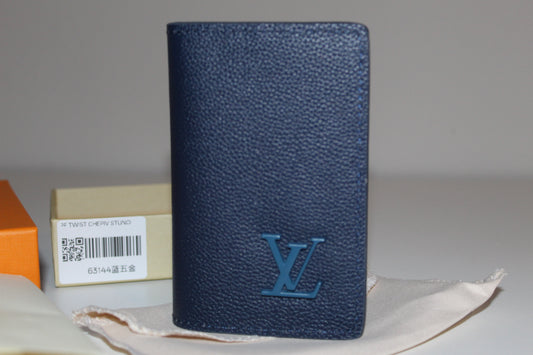 Louis Vuitton Grained Calfskin Aerogram Pocket Organizer in Atlantic Blue